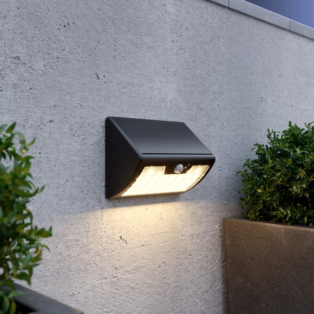 Eco Wedge Plus Remote Control Solar Security Light key features