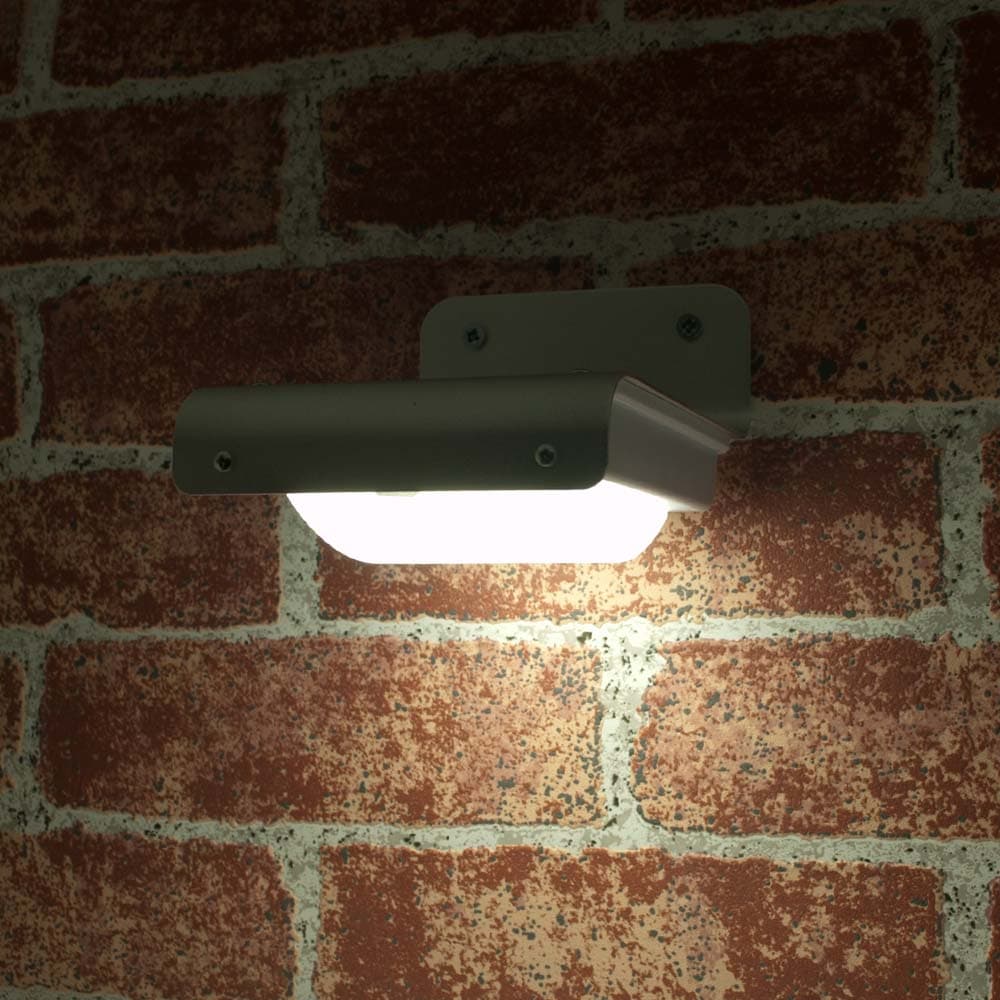 Curve Solar Motion Light key features
