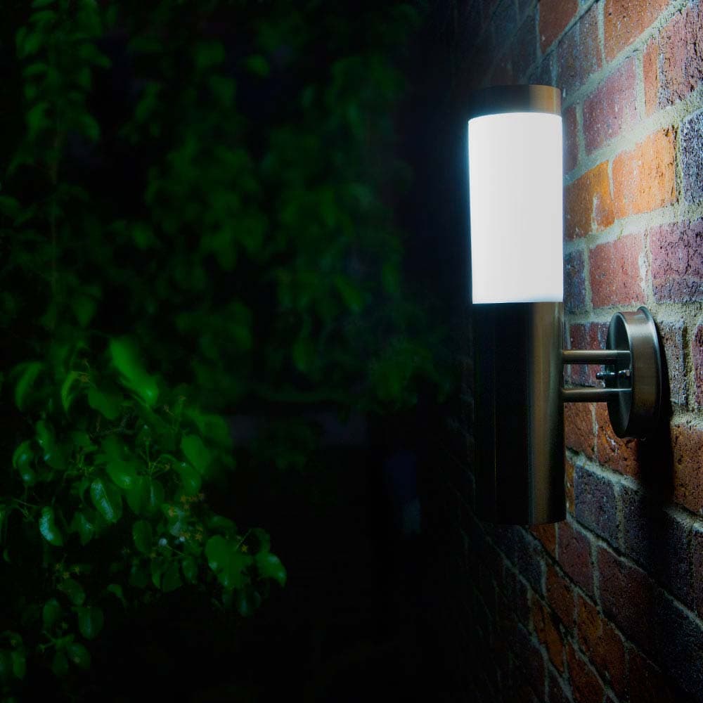 Canterbury USB Solar Wall Light supporting image 2