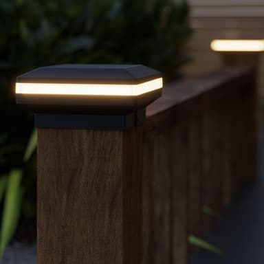 Peake Pro Solar Post Cap Light