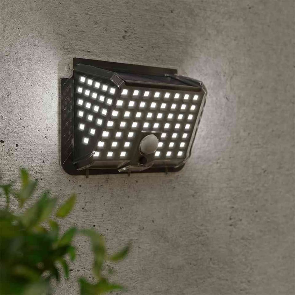 Pulsar Solar Security Light view 1