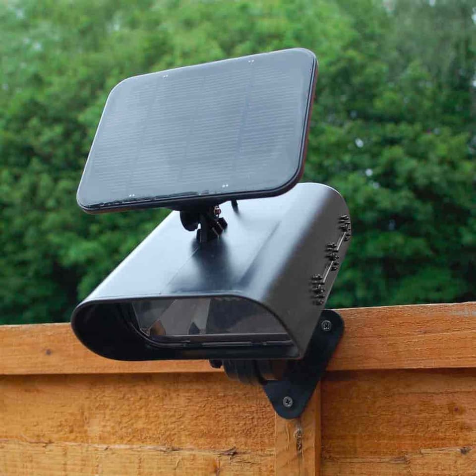 Thea Solar Garden Spotlight view 4