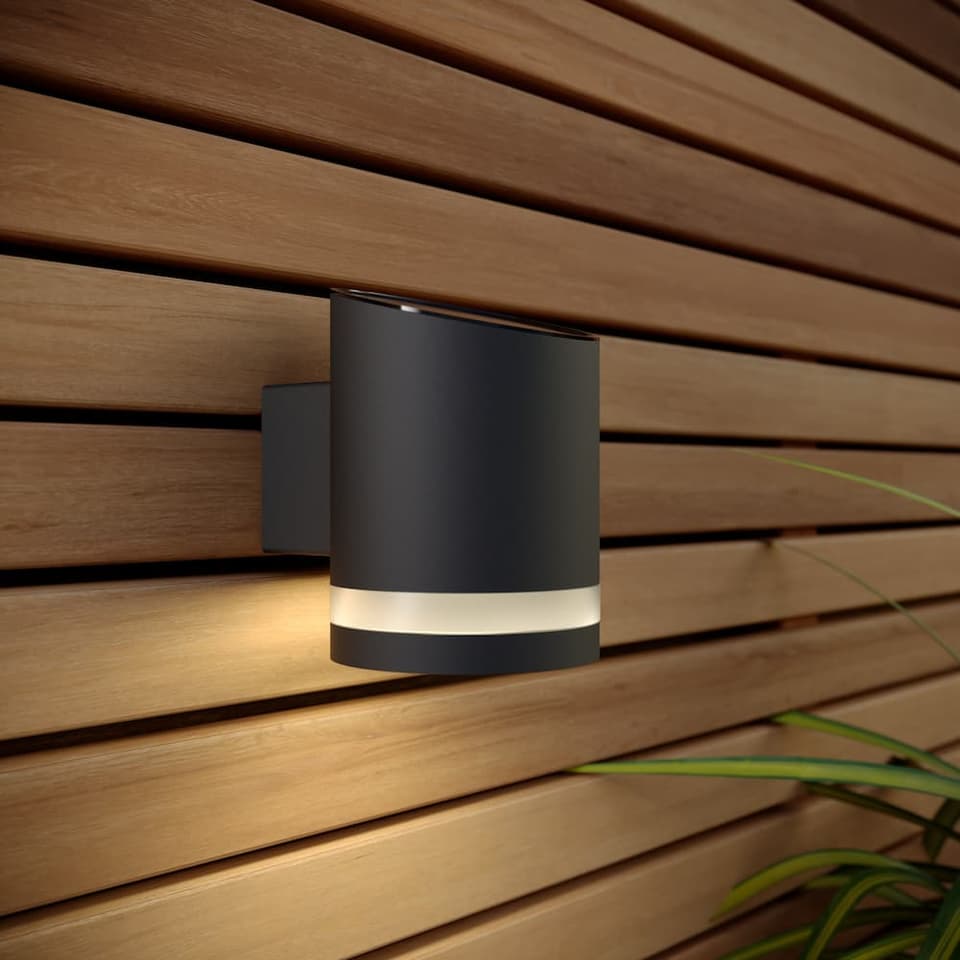 Truro Solar Wall Light - Anthracite Edition view 4