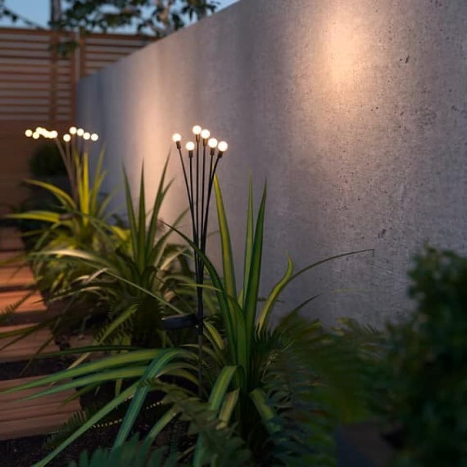 Firefly Solar Garden Light view 5