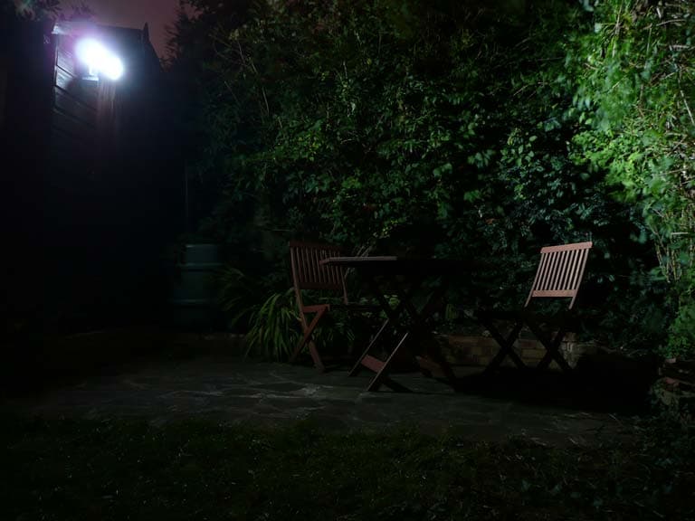 Solar Security Light - UHP32 LED view 4