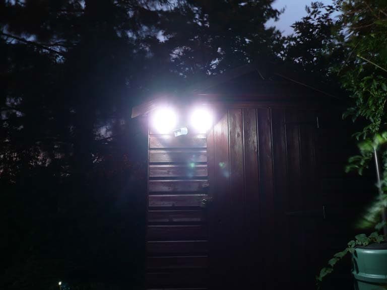 Solar Security Light - UHP32 LED view 5