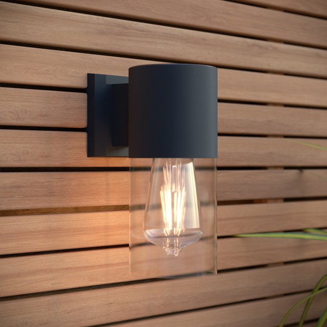 Salcombe Solar Wall Light