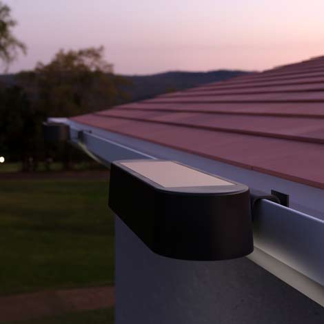 Luxflow Solar Gutter Light