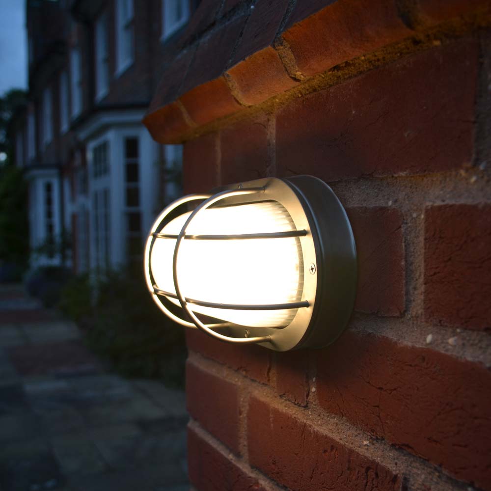 Solar bulkhead cheap wall light