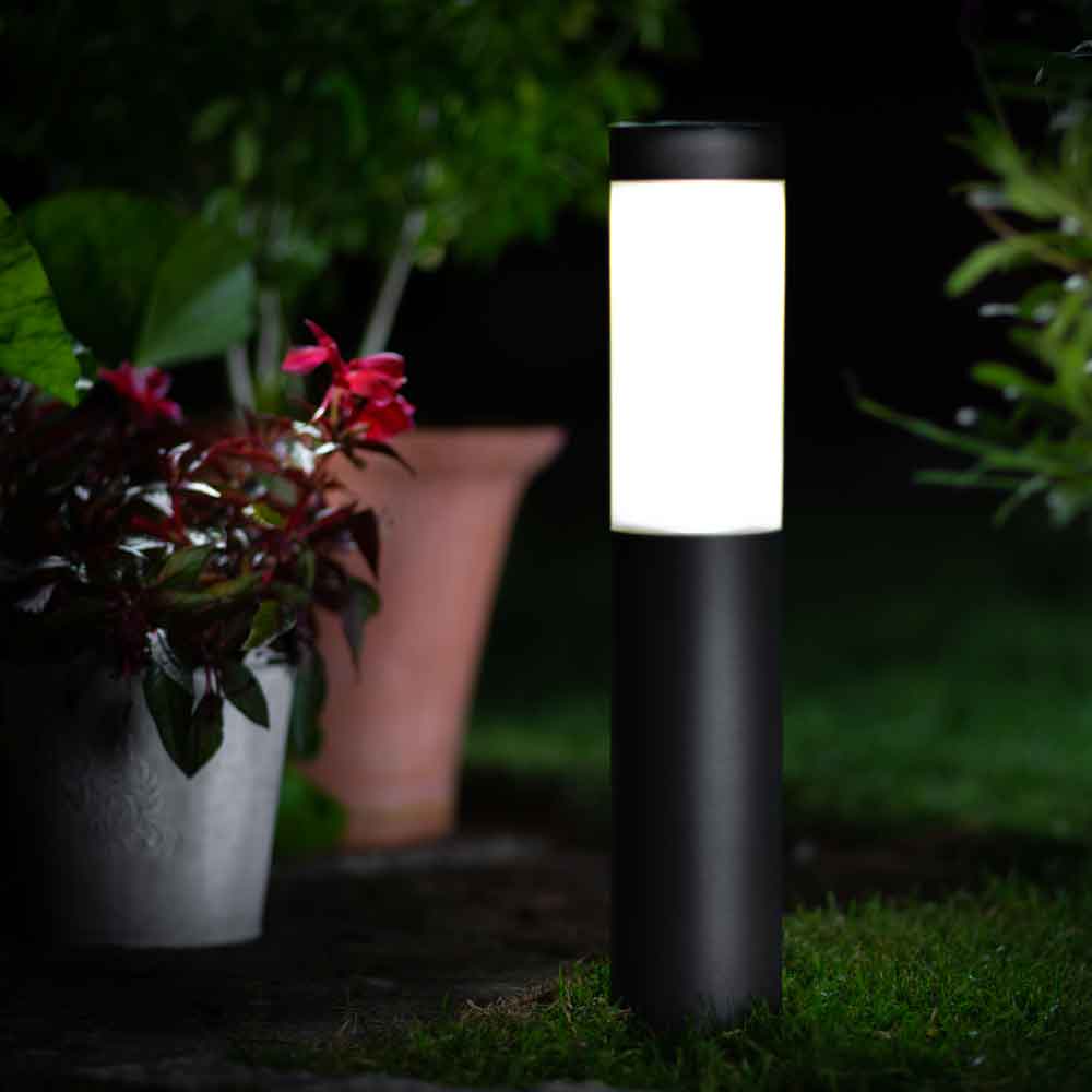 London XT Solar Post Light Anthracite Edition Solar Lights Solar Lighting from Solar Centre