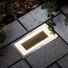 Onyx DualWhite Solar Brick Light